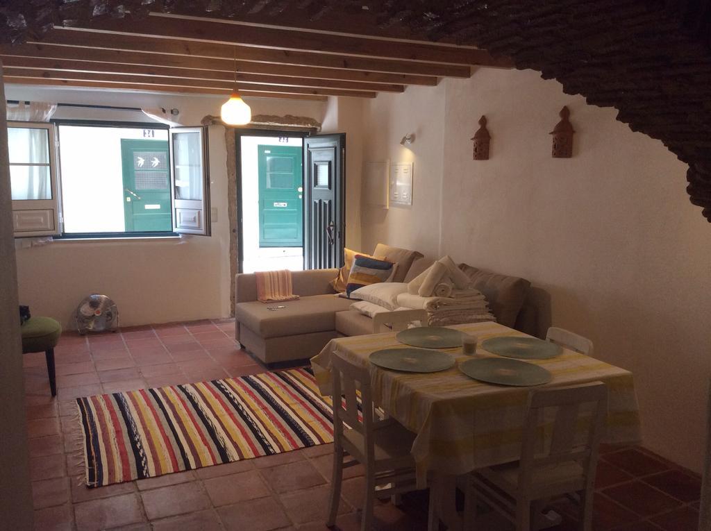 Casinha Alfacinha Apartment *